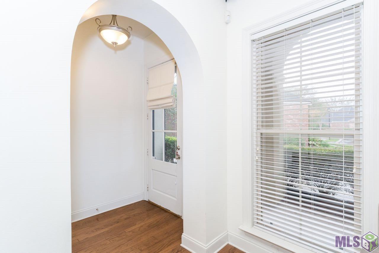10448 Springridge Avenue Baton Rouge, LA 70810 - Photo 5 of 33 Gallery Image 5