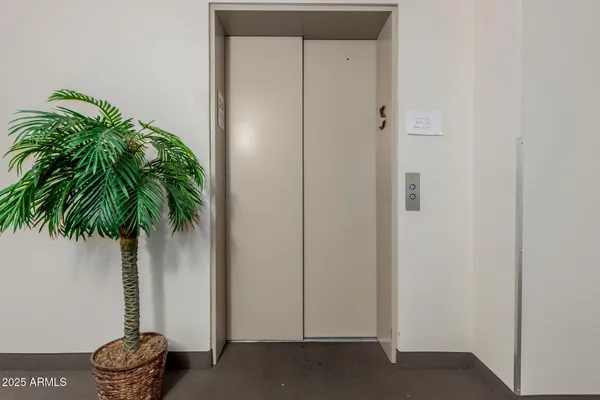 $350,000 | 425 South Parkcrest, Unit 334, Mesa, AZ 85206