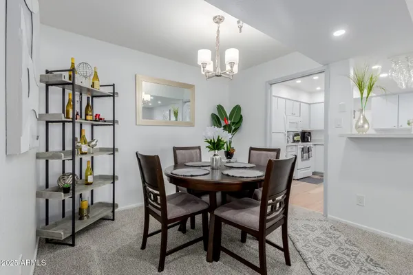 $350,000 | 425 South Parkcrest, Unit 334, Mesa, AZ 85206