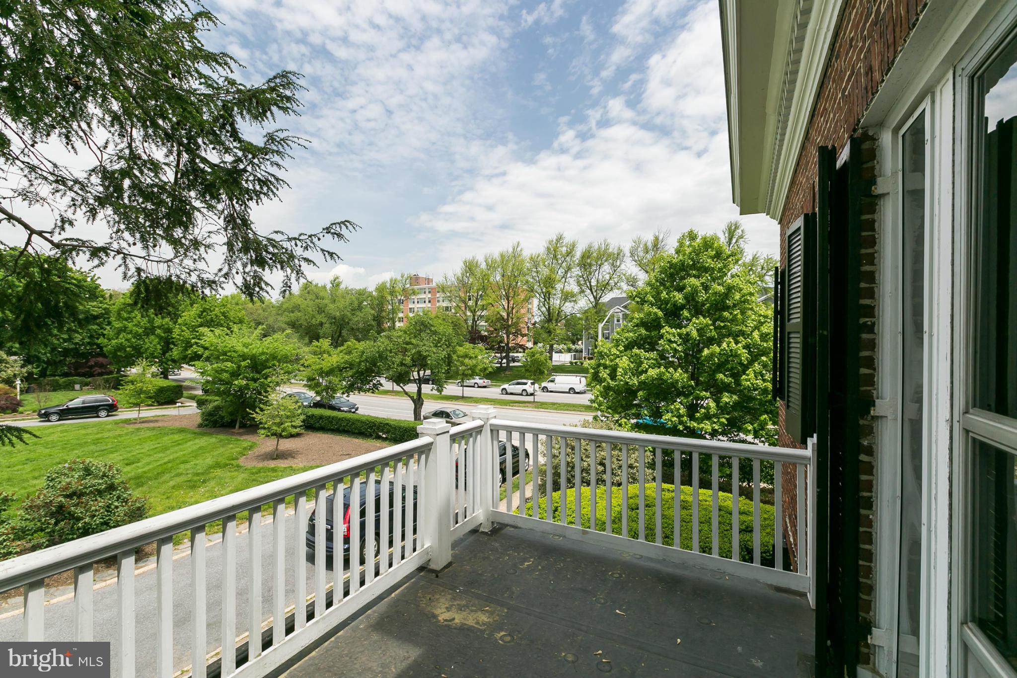 4312 Roland Avenue Baltimore, MD 21210 - Photo 19 of 30 Exterior (General)