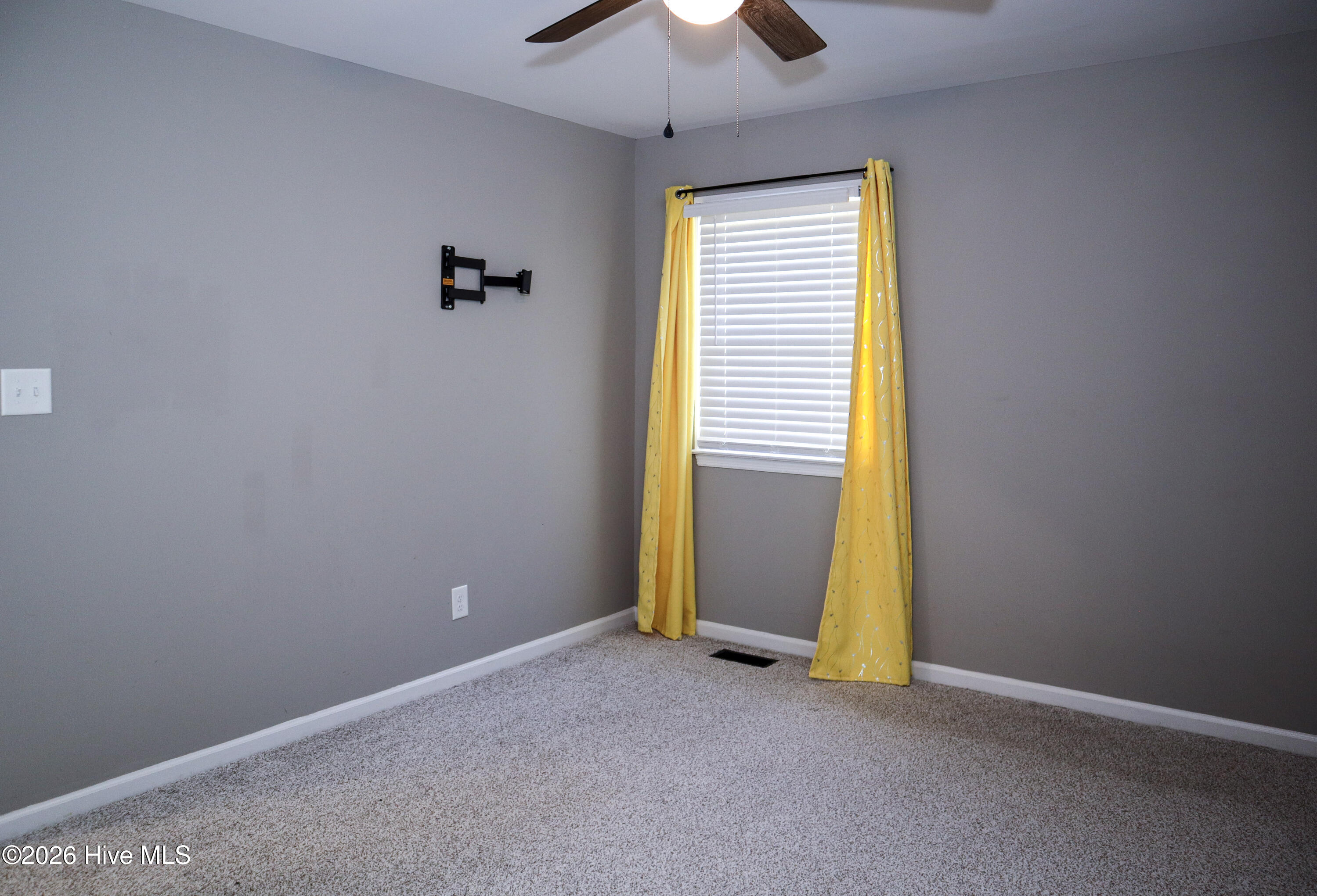 8359 Inscoe Road Castalia, NC 27816 - Photo 7 of 26