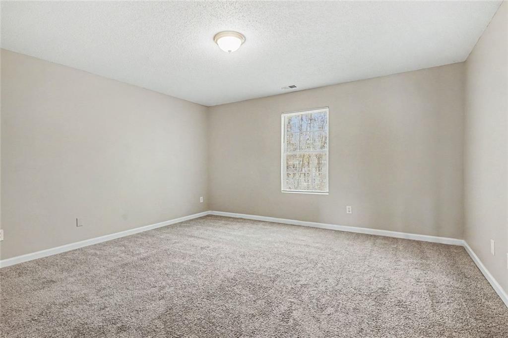 6667 Sunset Park Rex, GA 30273 - Photo 6 of 15