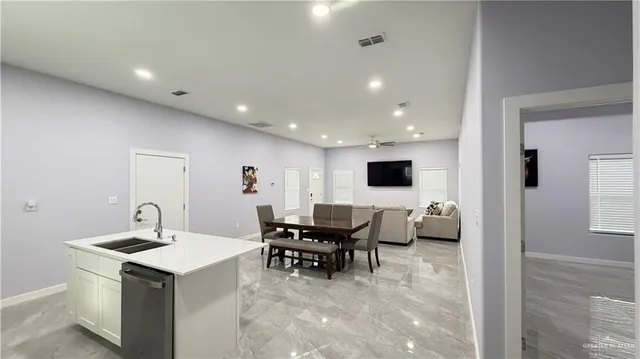 $4,900 | 2504 Lilac Avenue, Mission, TX 78574