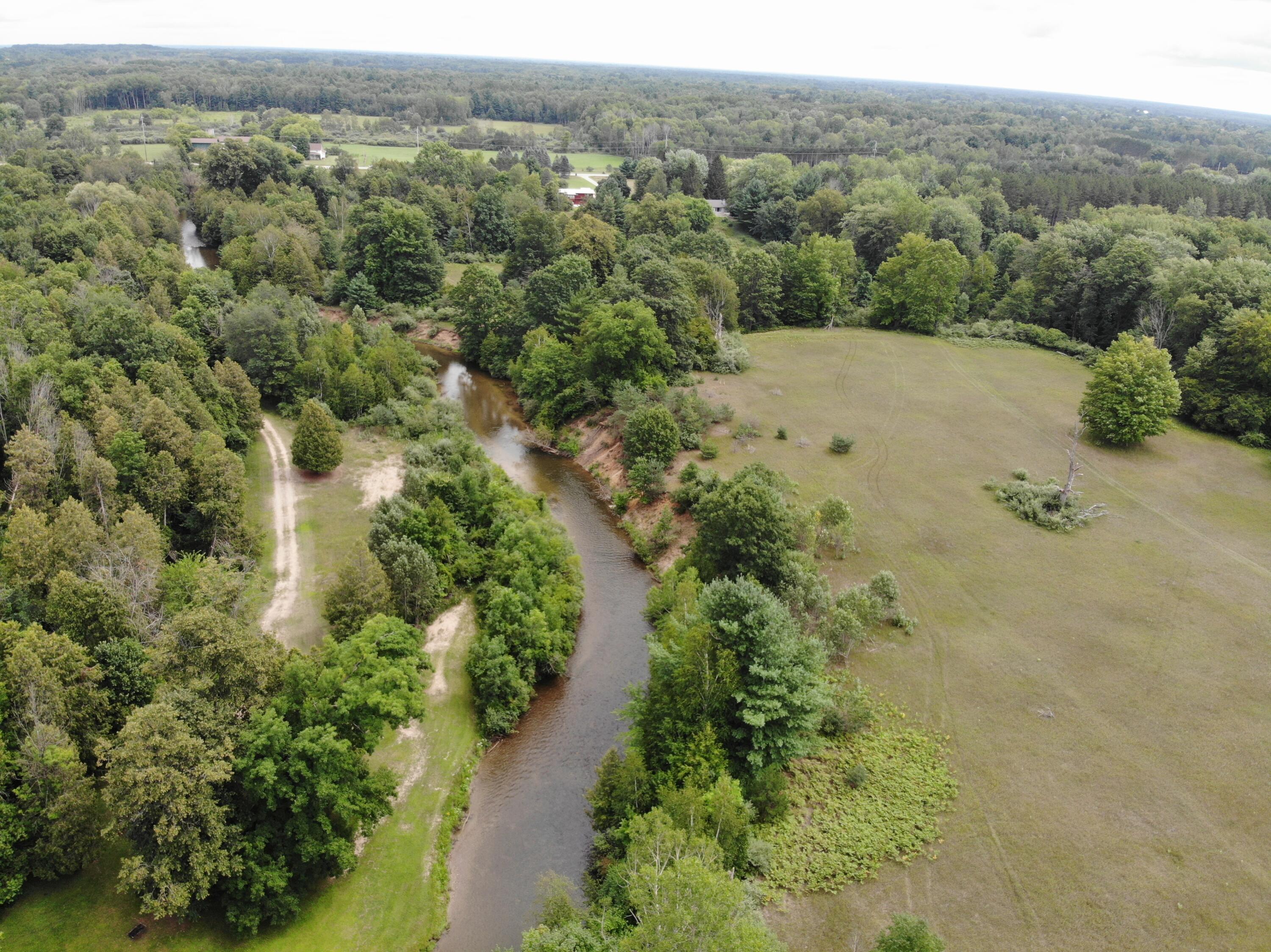 846 Oberlin Road Gladwin, MI 48624 - Photo 37 of 41 DJI_0638