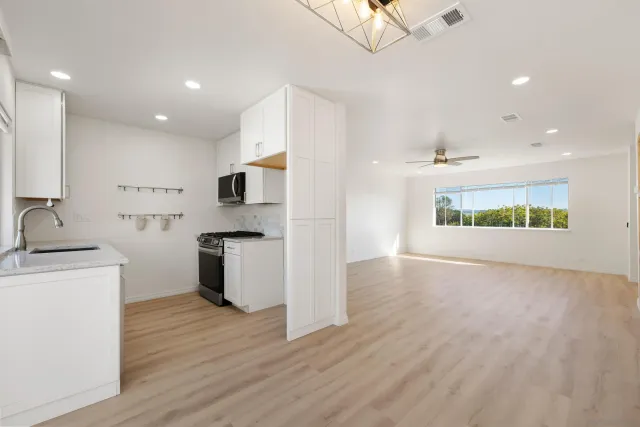 $430,000 | 3875 Vista Campana South, Unit 32, Oceanside, CA 92057