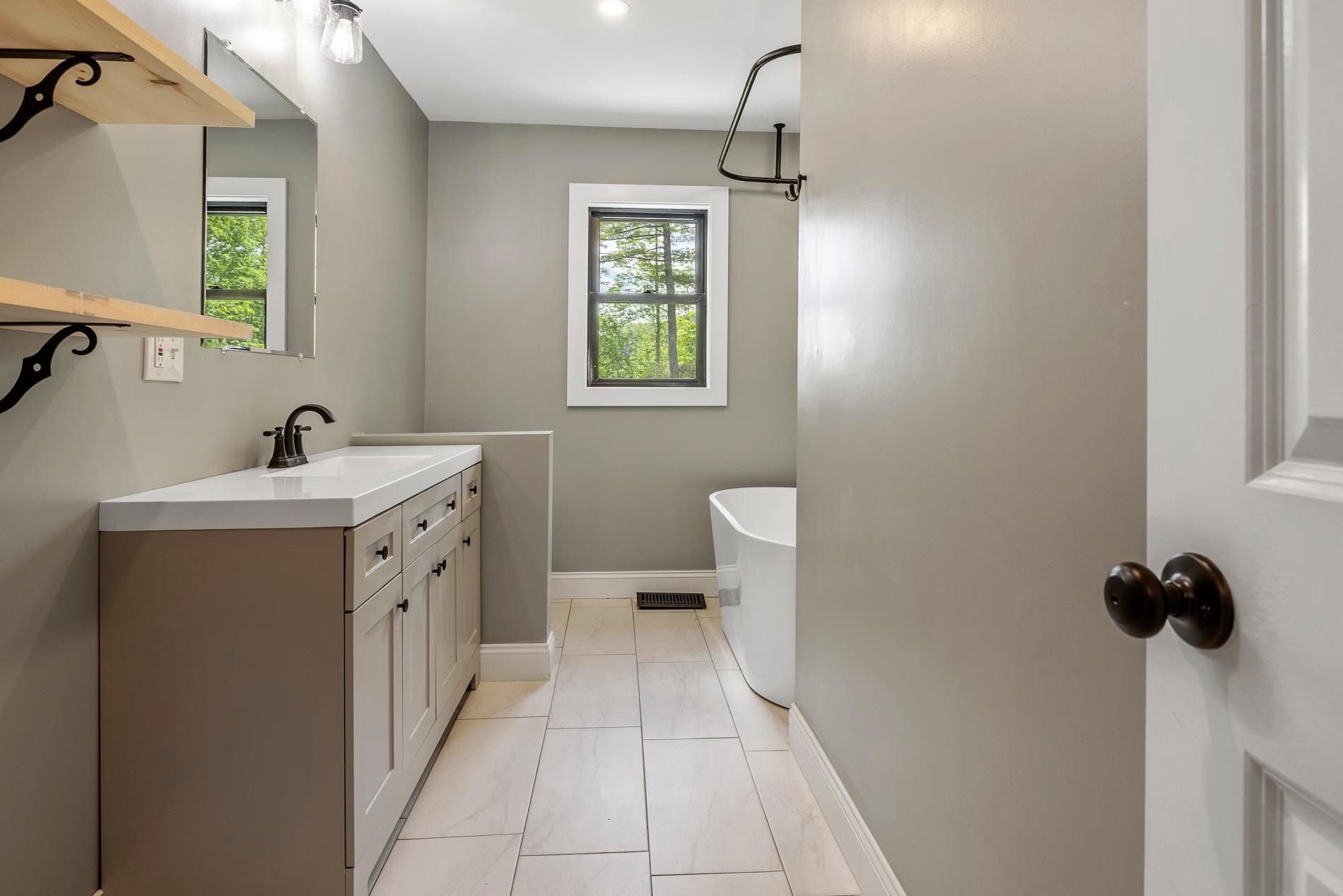 55 Flynn Hollow Road Sunderland, VT 05250 - Photo 3 of 40 Gallery Image 3