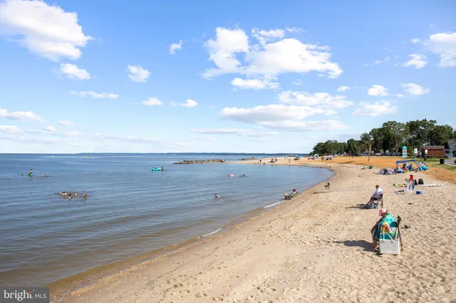 $384,900 | 3504 Wakefield Street, Colonial Beach, VA 22443