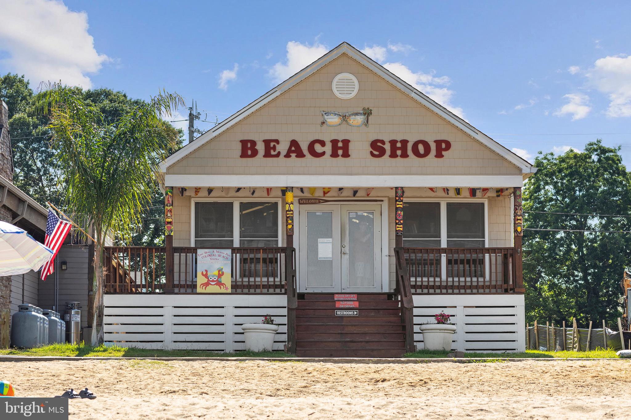3504 Wakefield Street Colonial Beach, VA 22443 - Photo 43 of 53 a front view of a house
