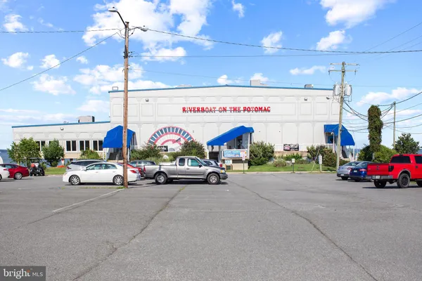 $384,900 | 3504 Wakefield Street, Colonial Beach, VA 22443