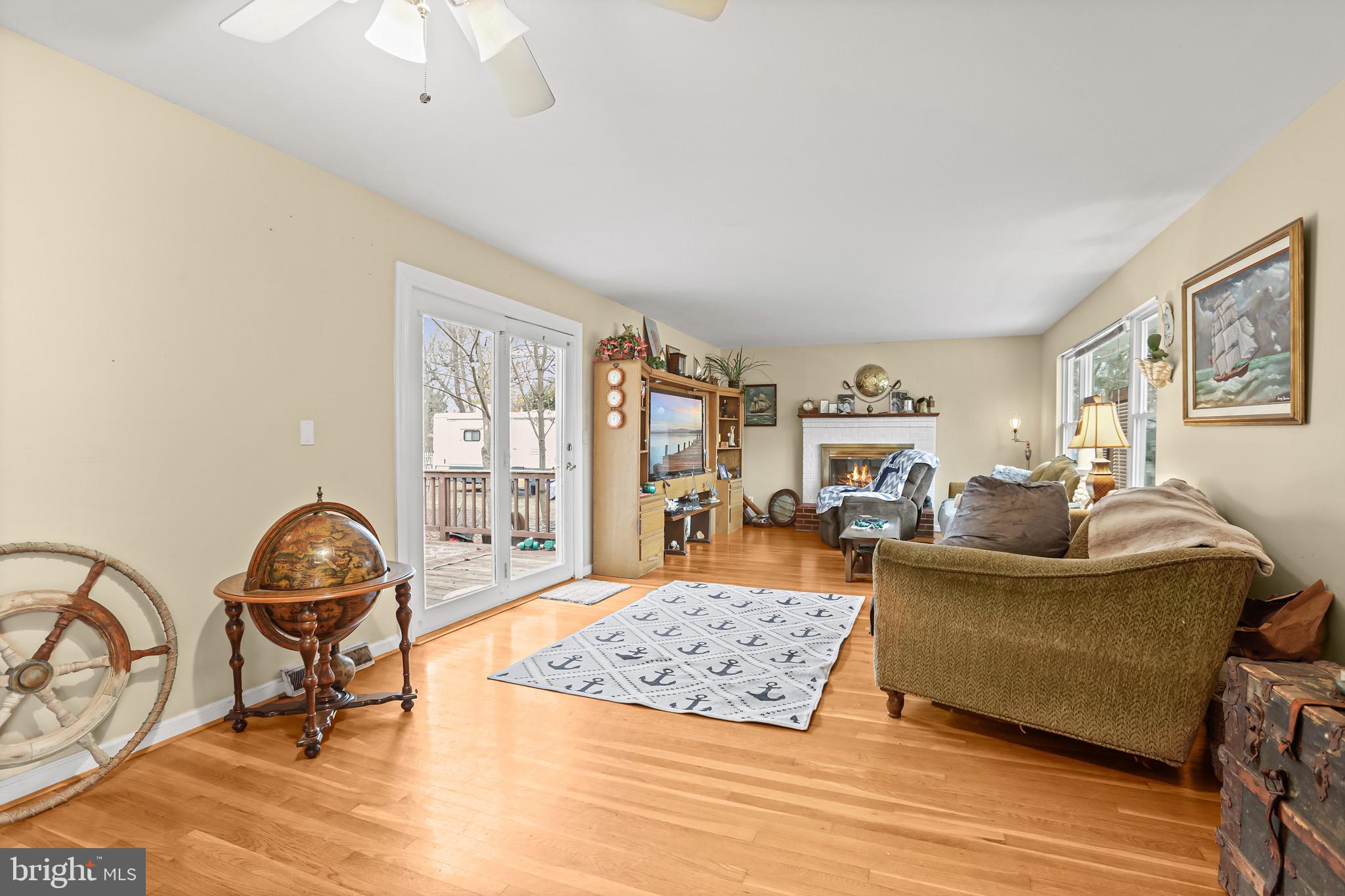 3504 Wakefield Street Colonial Beach, VA 22443 - Photo 10 of 53 a living room with furniture and a window