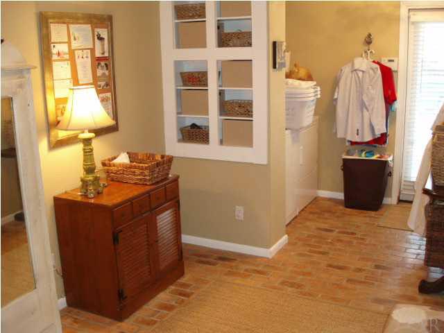 2431 Semur Road Pensacola, FL 32503 - Photo 18 of 20 Office area by outside door