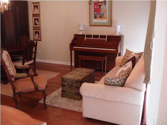 2431 Semur Road Pensacola, FL 32503 - Photo 9 of 20