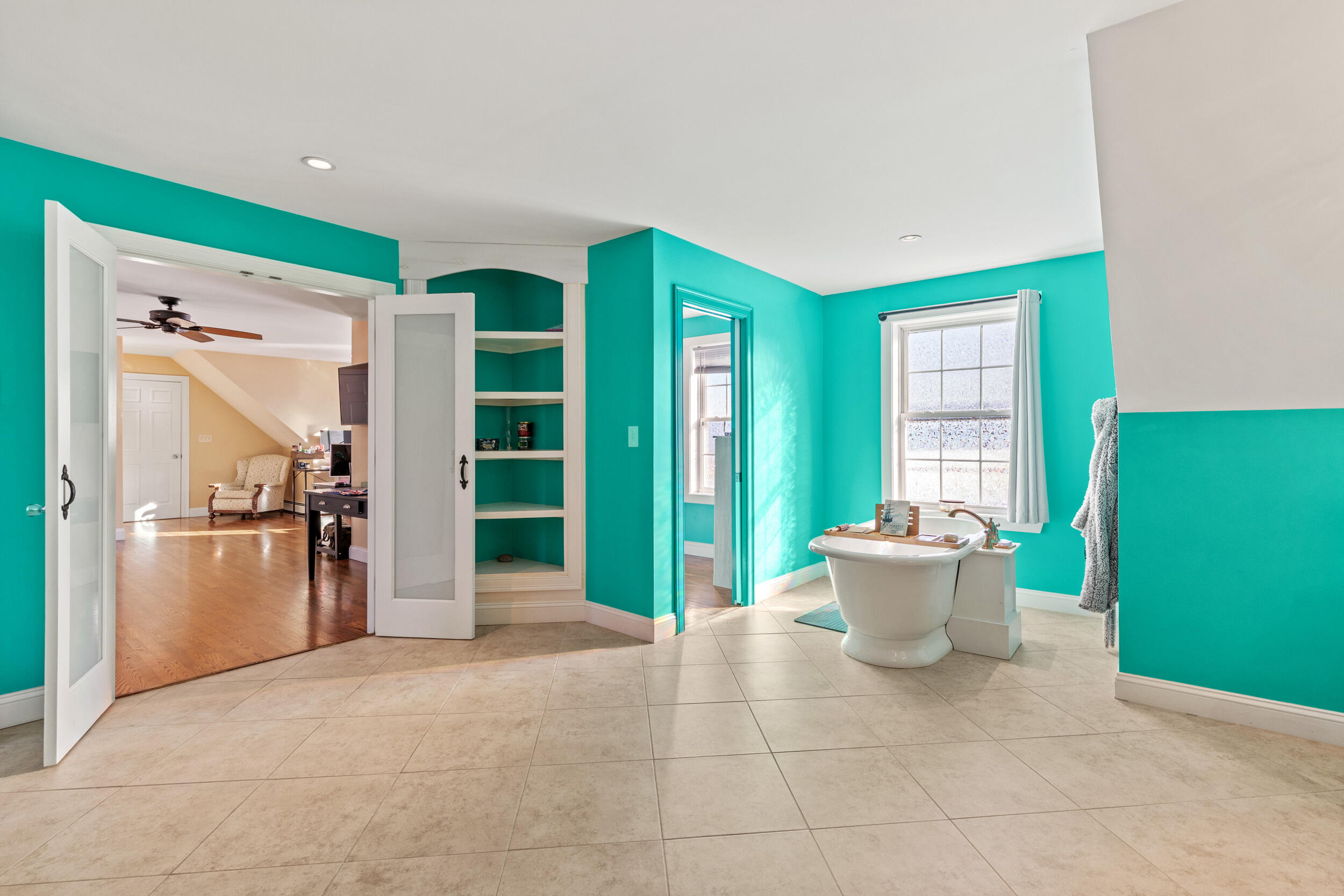 141 Thompson Road Kennebunk, ME 04043 - Photo 29 of 57 Primary Bath