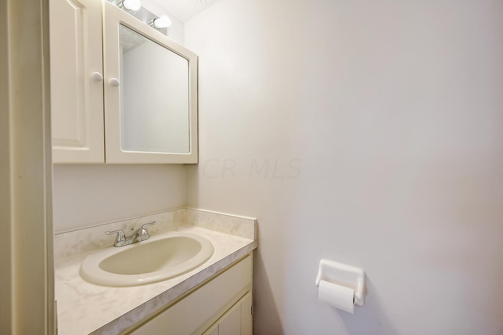 3974 Millstone Road Columbus, OH 43207 - Photo 19 of 27 listing_16