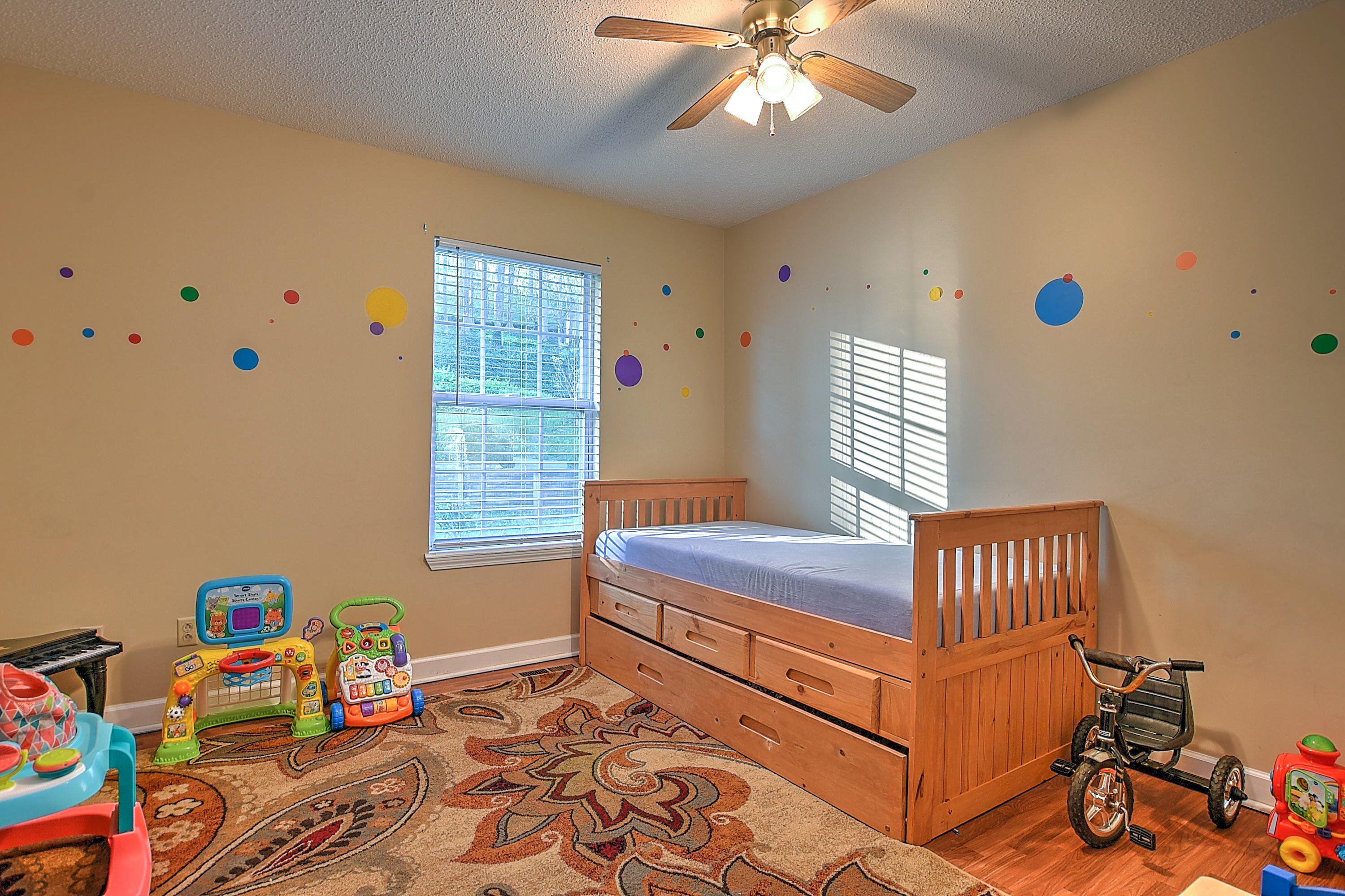 390 Highland Road Jonesborough, TN 37659 - Photo 13 of 33 390 Highland-15