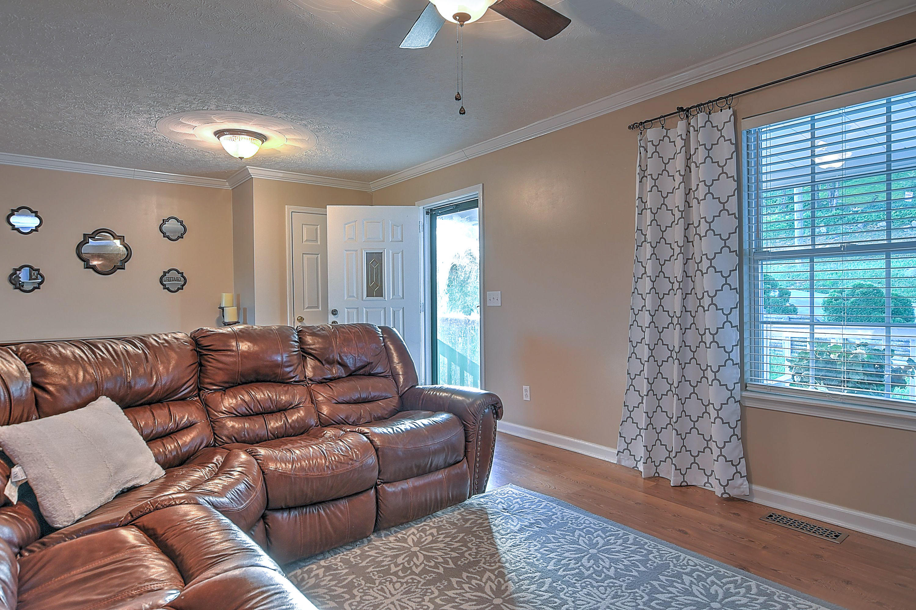 390 Highland Road Jonesborough, TN 37659 - Photo 4 of 33 390 Highland-6