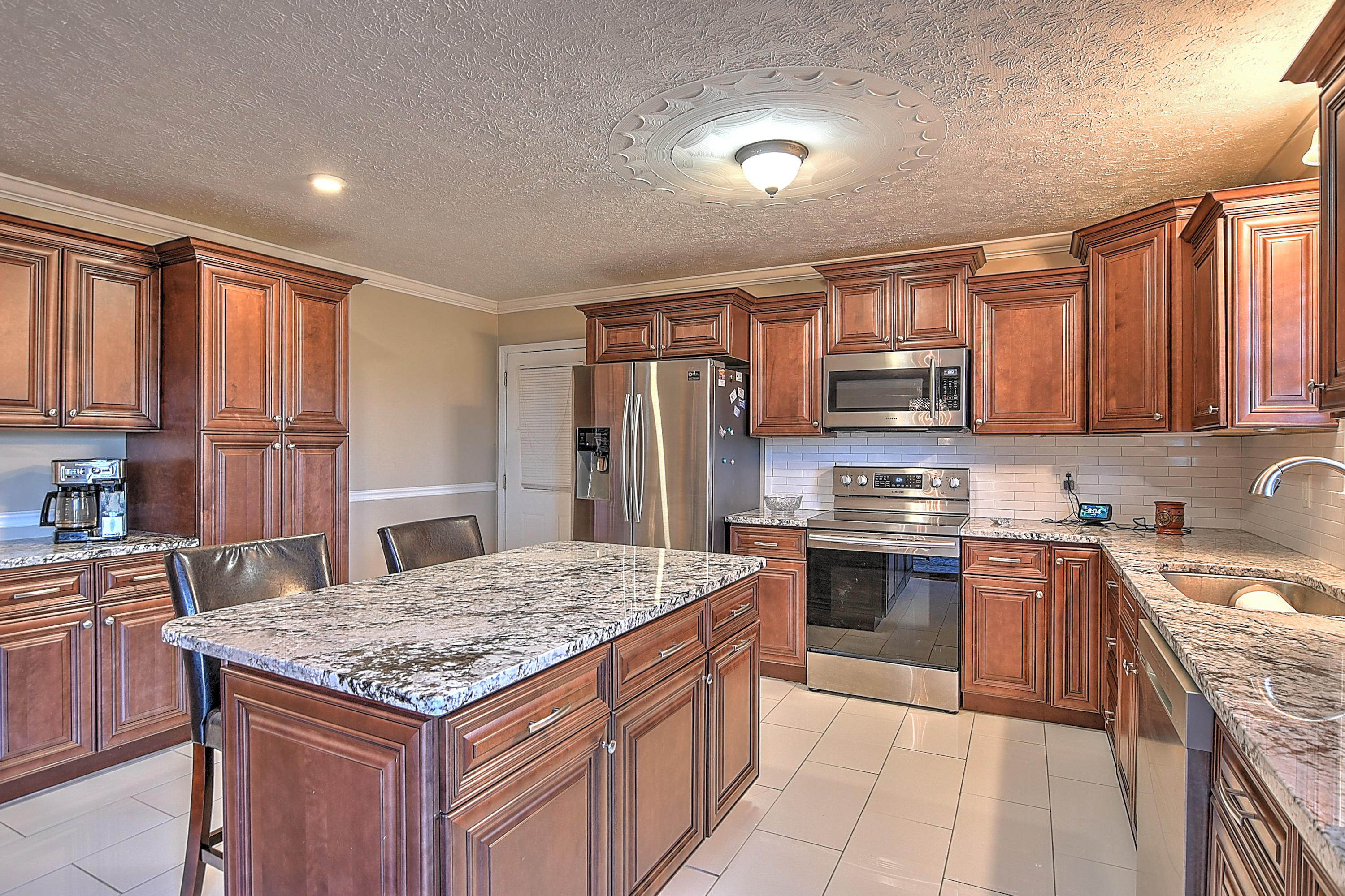 390 Highland Road Jonesborough, TN 37659 - Photo 10 of 33 390 Highland-12