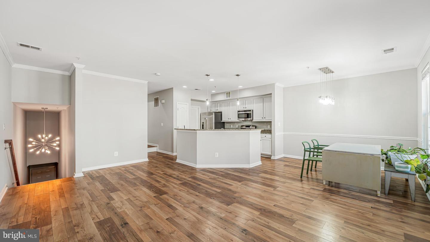 4888 Dane Ridge Circle Woodbridge, VA 22193 - Photo 3 of 32