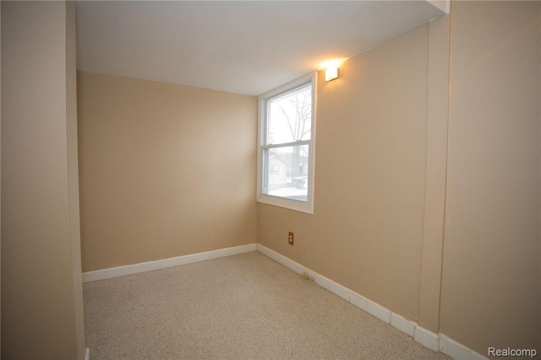 1500 Triangle Lake Road Howell, MI 48843 - Photo 20 of 39 4V8A5747.jpg