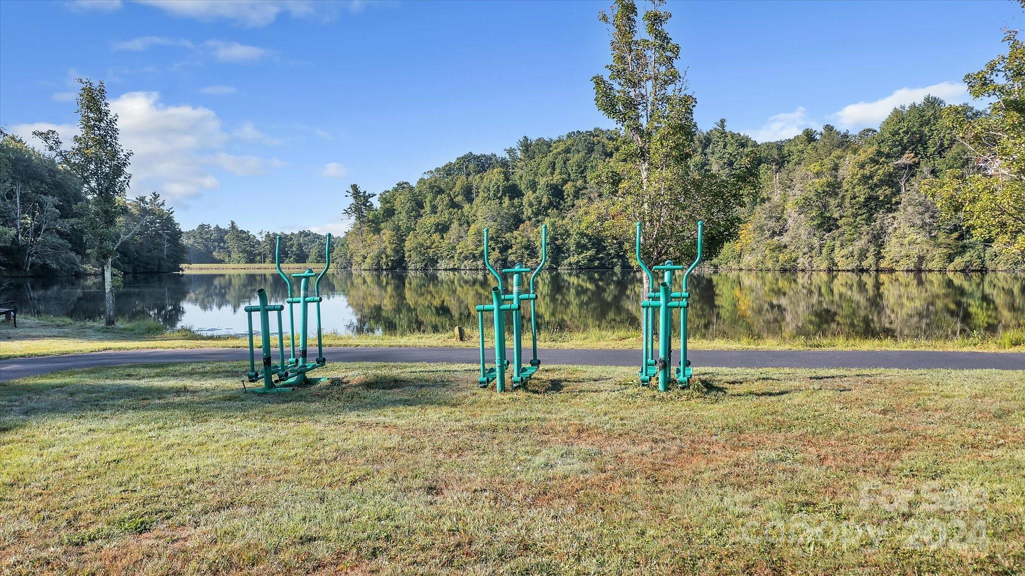 56 Key Field Loop Newland, NC 28657 - Photo 12 of 41 Gallery Image 12