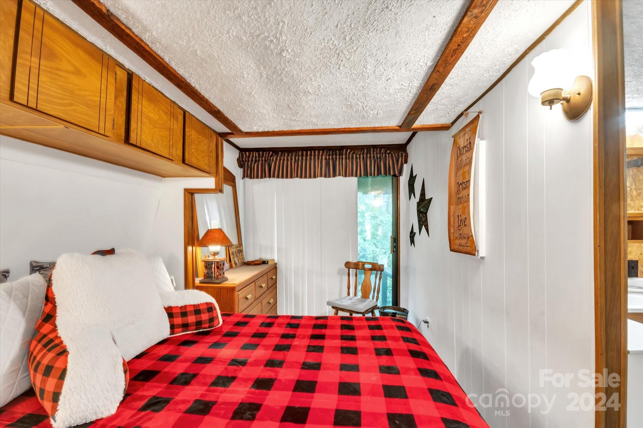 56 Key Field Loop Newland, NC 28657 - Photo 28 of 41 Gallery Image 28