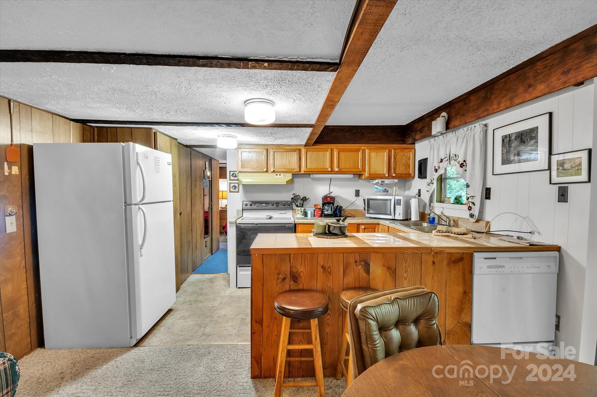 56 Key Field Loop Newland, NC 28657 - Photo 36 of 41 Gallery Image 36