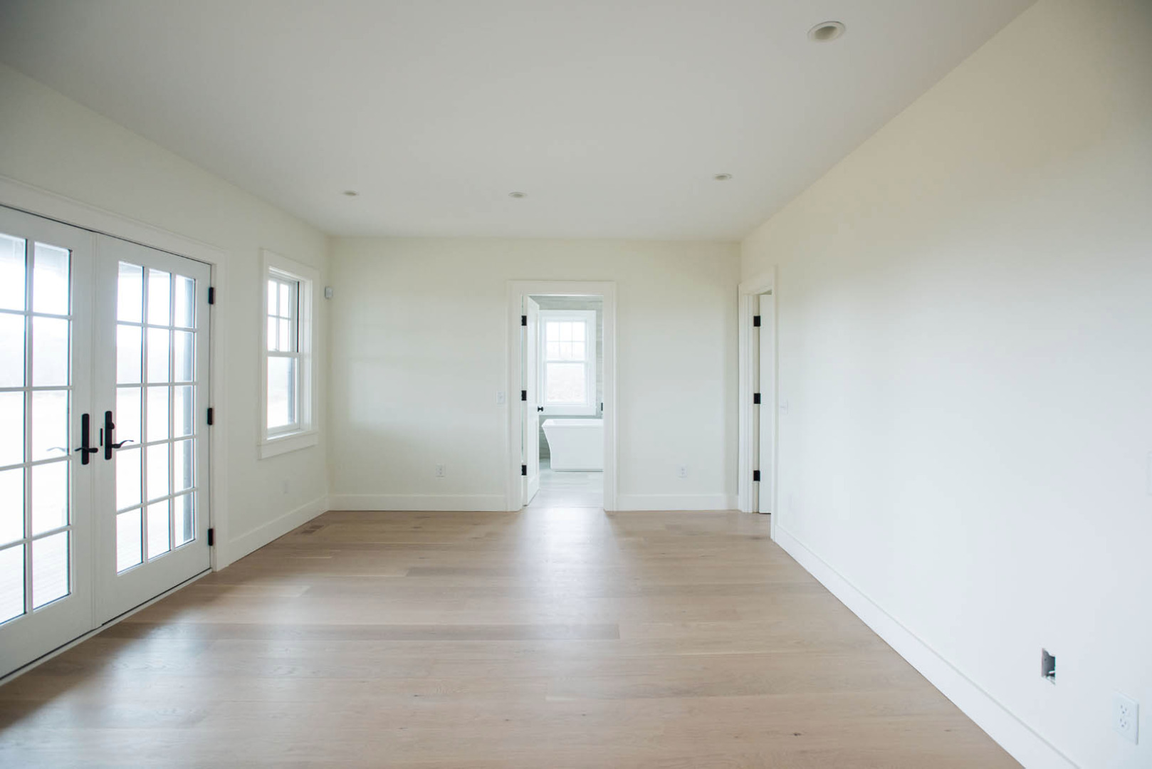 8 Coffin Road Nantucket, MA 02554 - Photo 14 of 19 Gallery Image 14