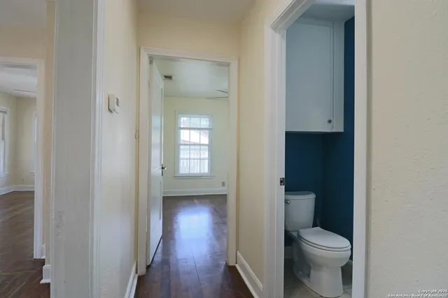 $1,900 | 503 South Lewis Avenue, Kerrville, TX 78028