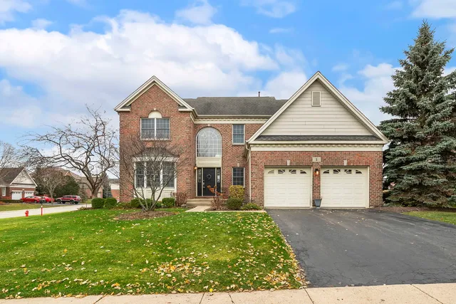 $650,000 | 1 Open Parkway North, Hawthorn Woods, IL 60047