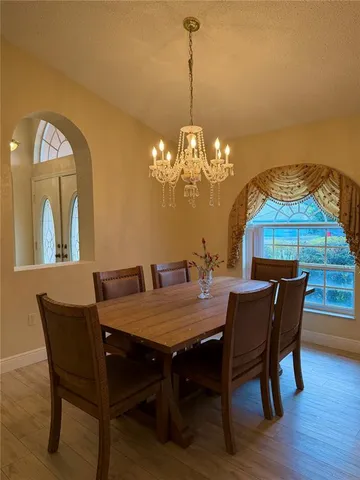 $2,300 | 9448 Tooke Shore Drive, Weeki Wachee, FL 34613