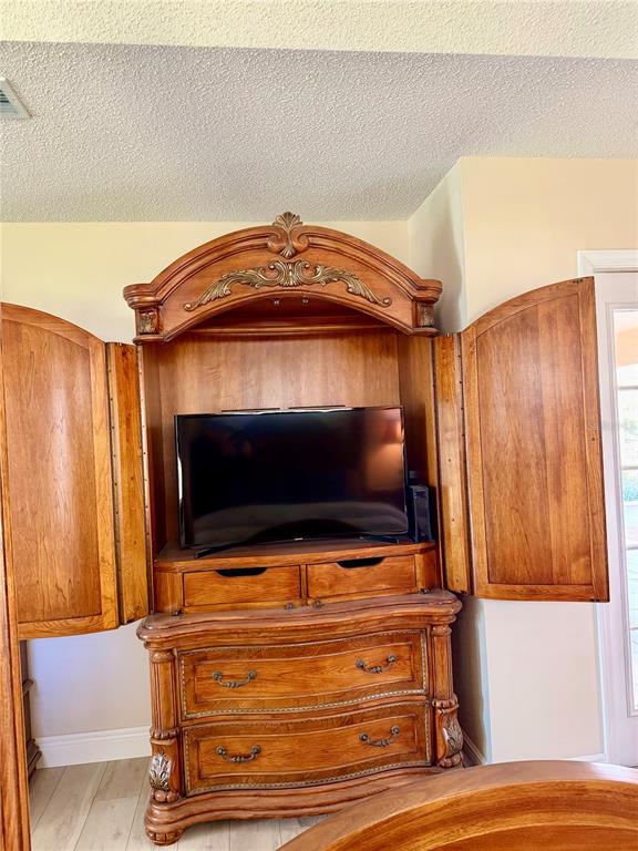 9448 Tooke Shore Drive Weeki Wachee, FL 34613 - Photo 15 of 27