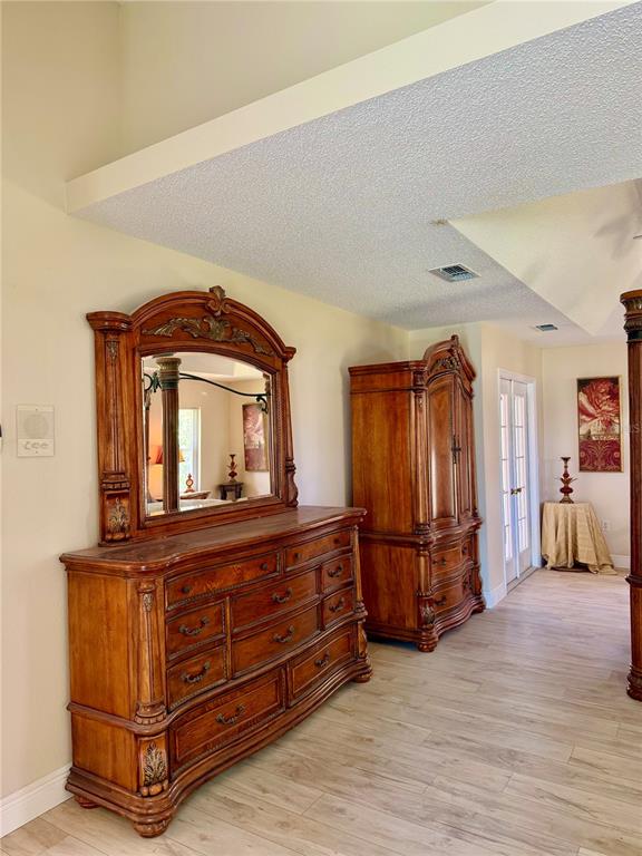 9448 Tooke Shore Drive Weeki Wachee, FL 34613 - Photo 16 of 27