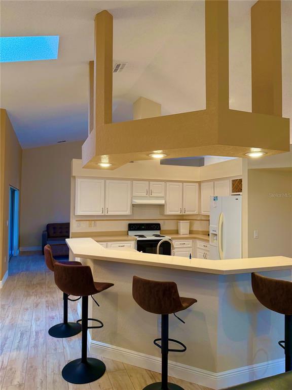 9448 Tooke Shore Drive Weeki Wachee, FL 34613 - Photo 7 of 27