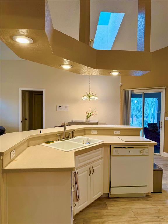 9448 Tooke Shore Drive Weeki Wachee, FL 34613 - Photo 9 of 27