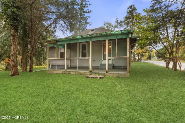 $2,900 | 61 Cassville Road, Jackson, NJ 08527