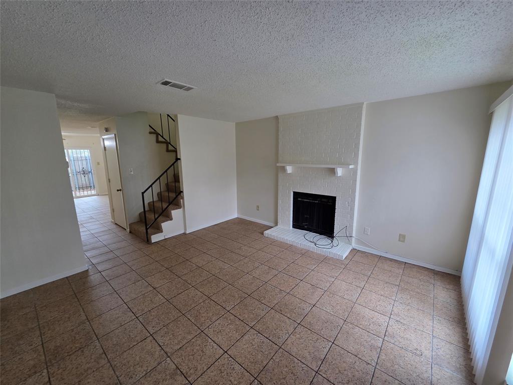 10500 Lake June Road, Unit O07 Dallas, TX 75217 - Photo 2 of 9