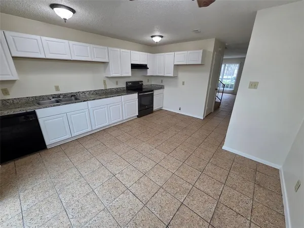 $1,200 | 10500 Lake June Road, Unit O07, Dallas, TX 75217