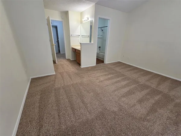 $1,200 | 10500 Lake June Road, Unit O07, Dallas, TX 75217