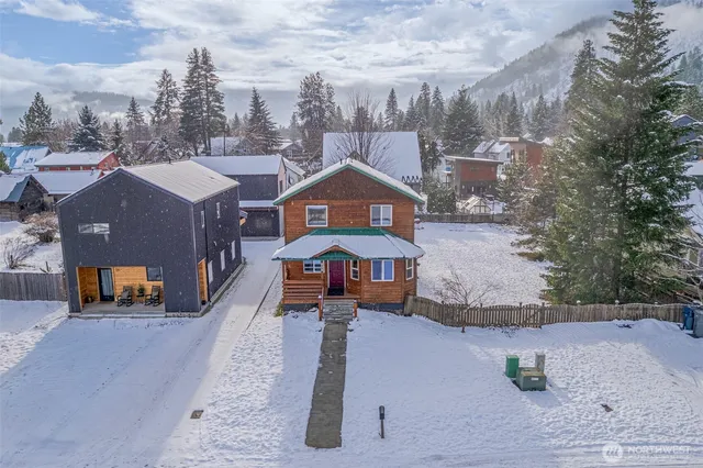 $999,900 | 213 Park Street, Leavenworth, WA 98826