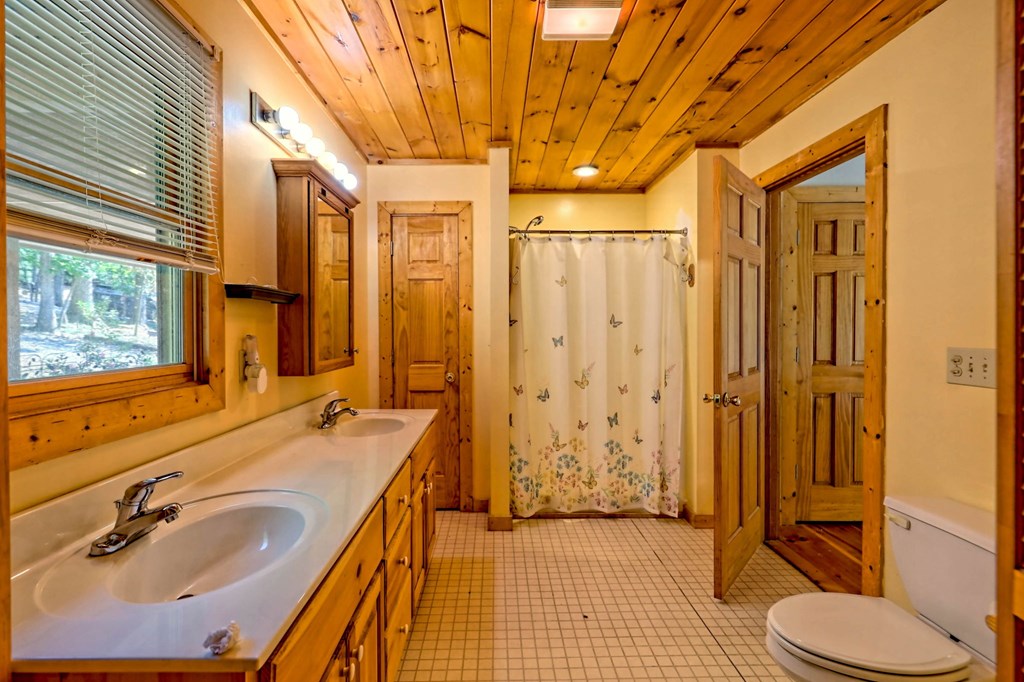 123 Rockingham Way Ellijay, GA 30540 - Photo 36 of 71 Gallery Image 36