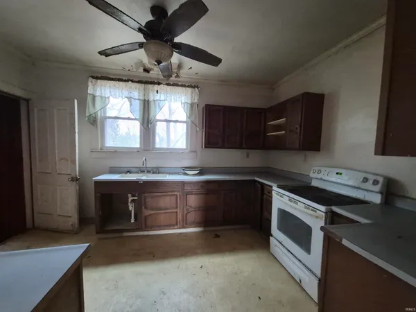 $65,000 | 610 West State Street, Princeton, IN 47670