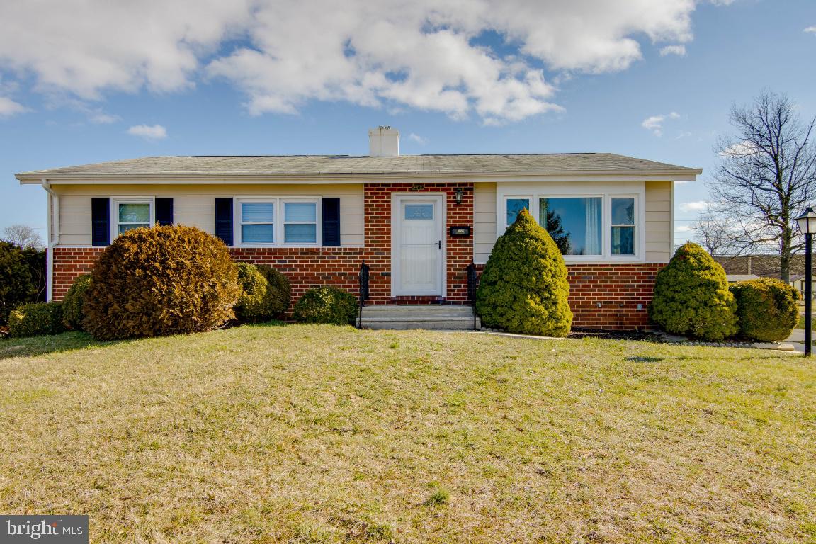1209 Black Friars Road Baltimore, MD 21228 - Photo 3 of 44 Private lot