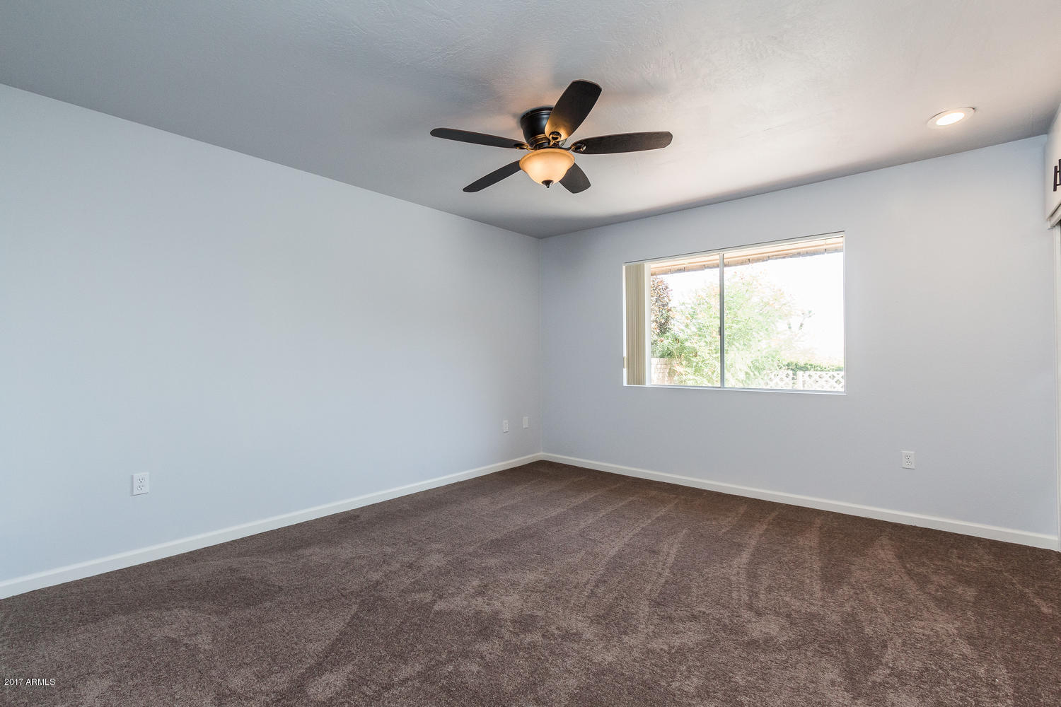 9408 West Greenway Road Sun City, AZ 85351 - Photo 26 of 41 9408 W Greenway Rd Sun City AZ-large-026
