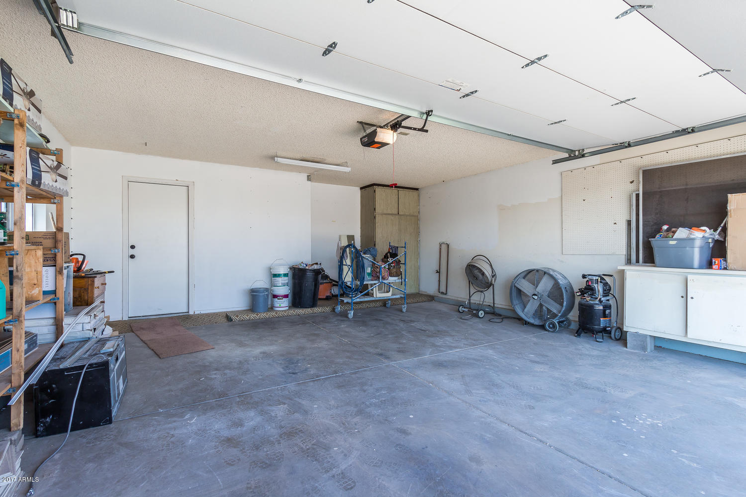 9408 West Greenway Road Sun City, AZ 85351 - Photo 31 of 41 9408 W Greenway Rd Sun City AZ-large-031