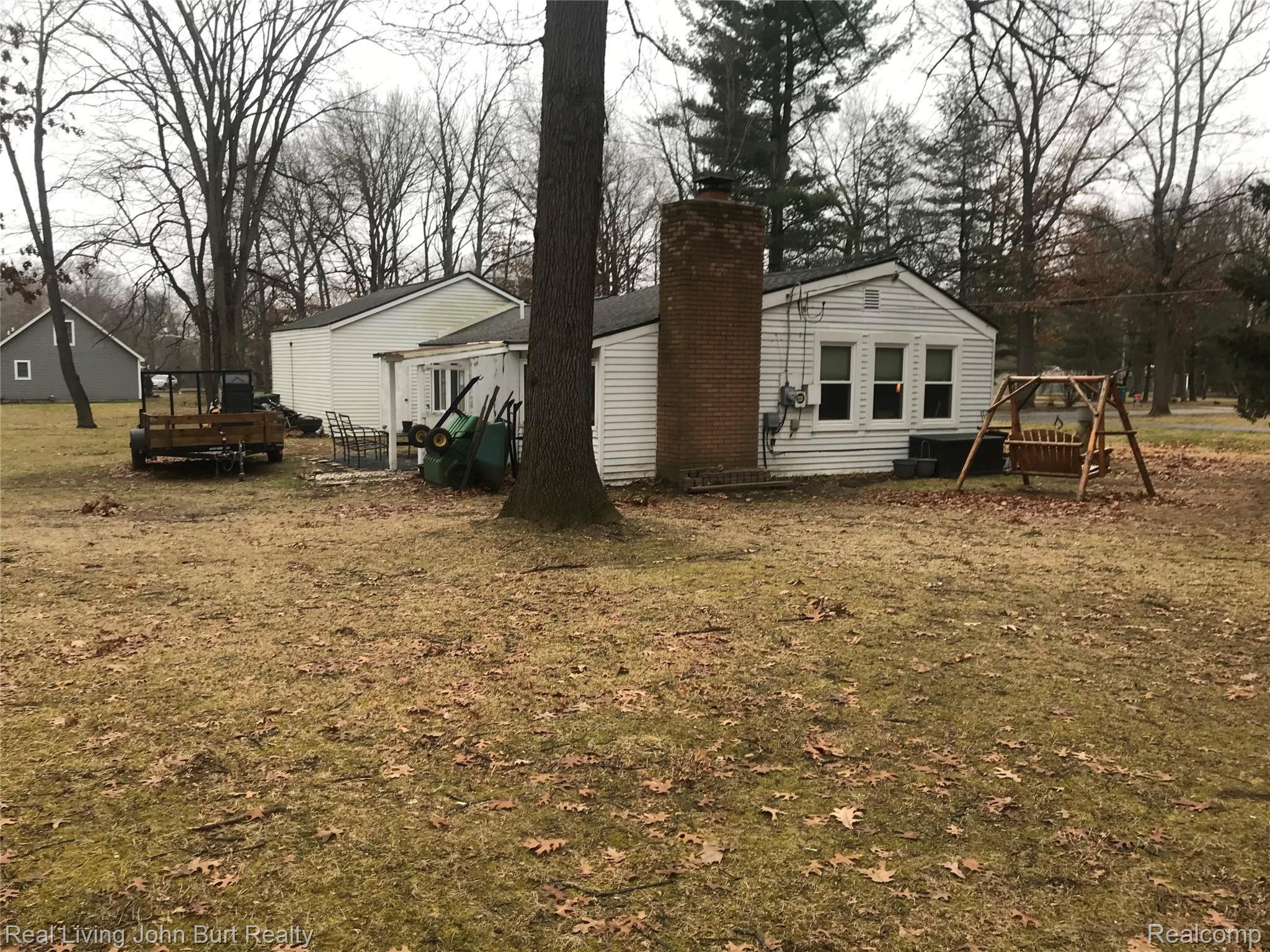 3338 West Drahner Road Oxford, MI 48371 - Photo 5 of 21 drahner-20.jpg