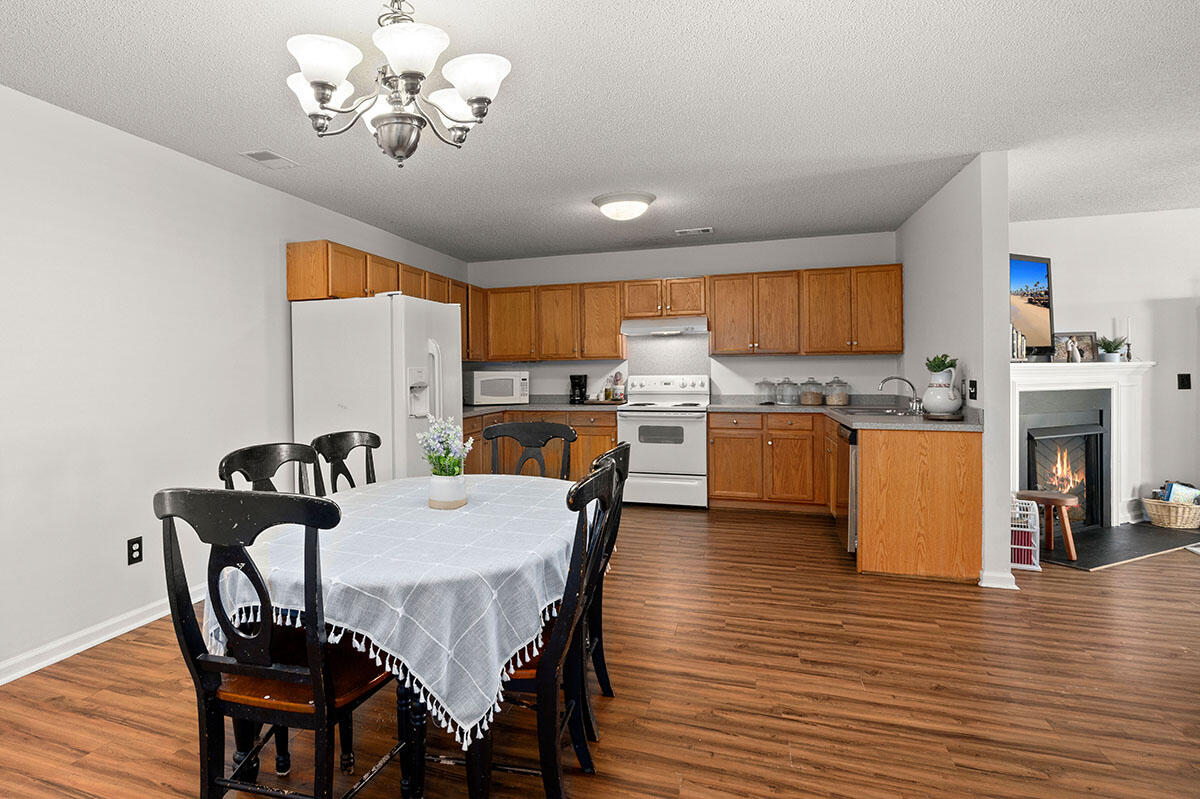 115 Tyron Road Summerville, SC 29483 - Photo 11 of 27 11