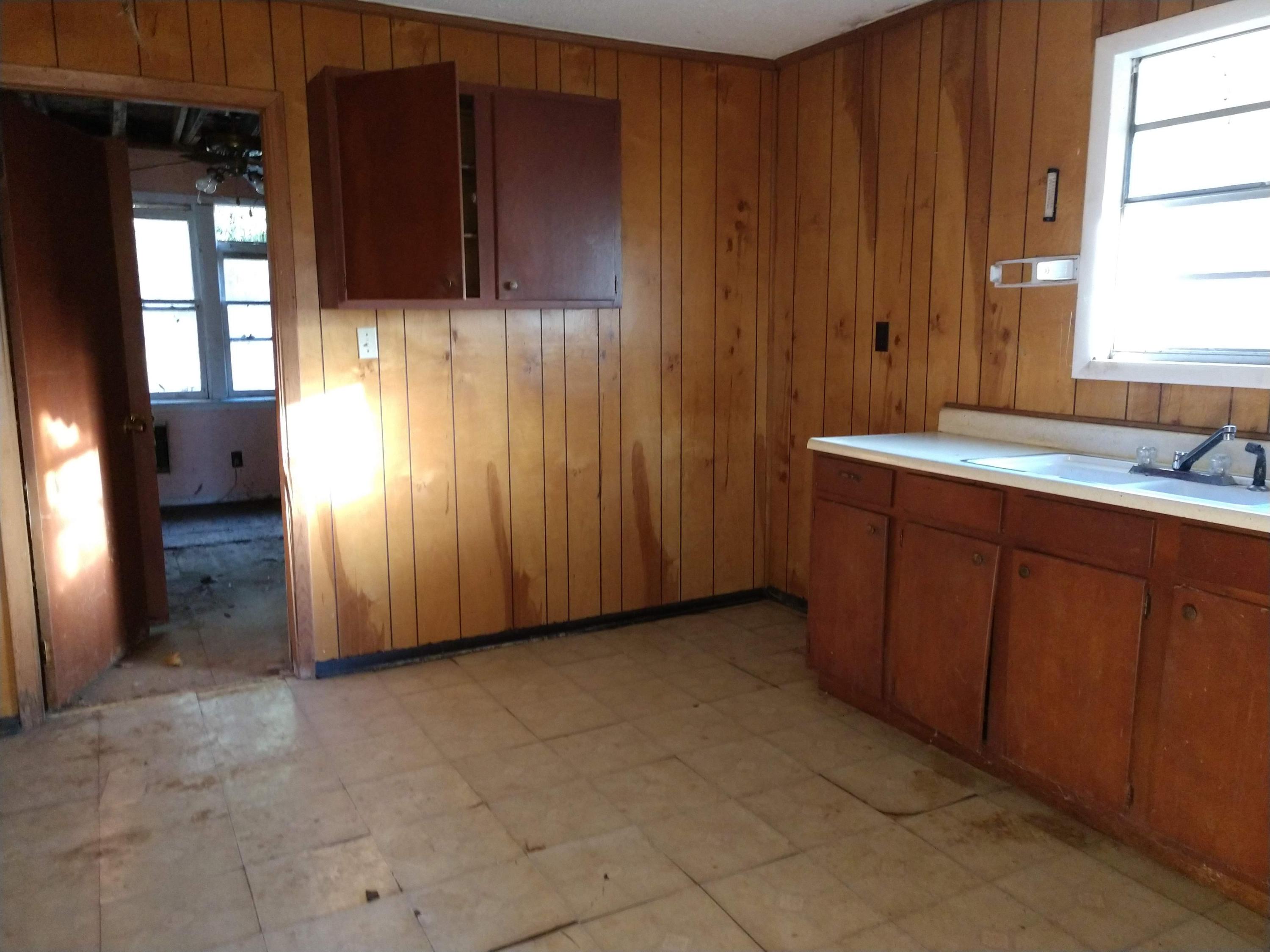 1427 Williams Road Hixson, TN 37343 - Photo 8 of 11 KITCHEN UNIT A