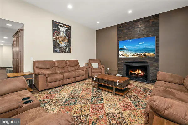 $595,000 | 5660 Caledonia Drive, Salisbury, MD 21801