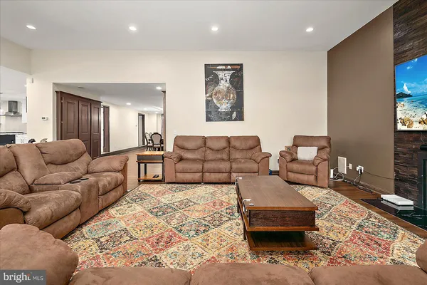 $595,000 | 5660 Caledonia Drive, Salisbury, MD 21801