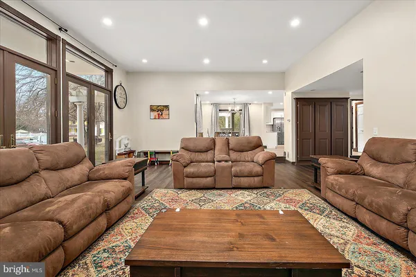 $595,000 | 5660 Caledonia Drive, Salisbury, MD 21801